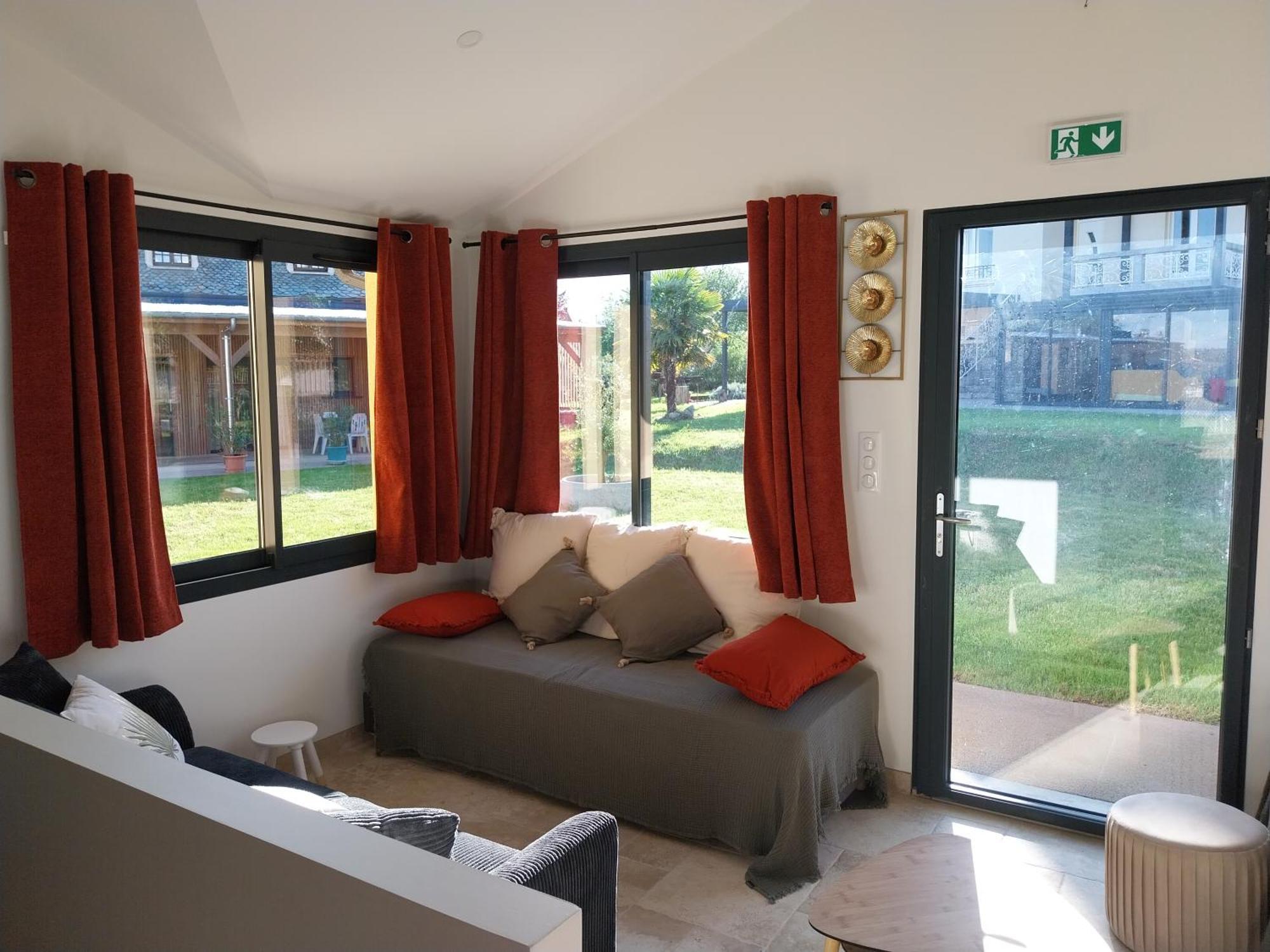 Logis Cruzel Hotel Maurs Buitenkant foto