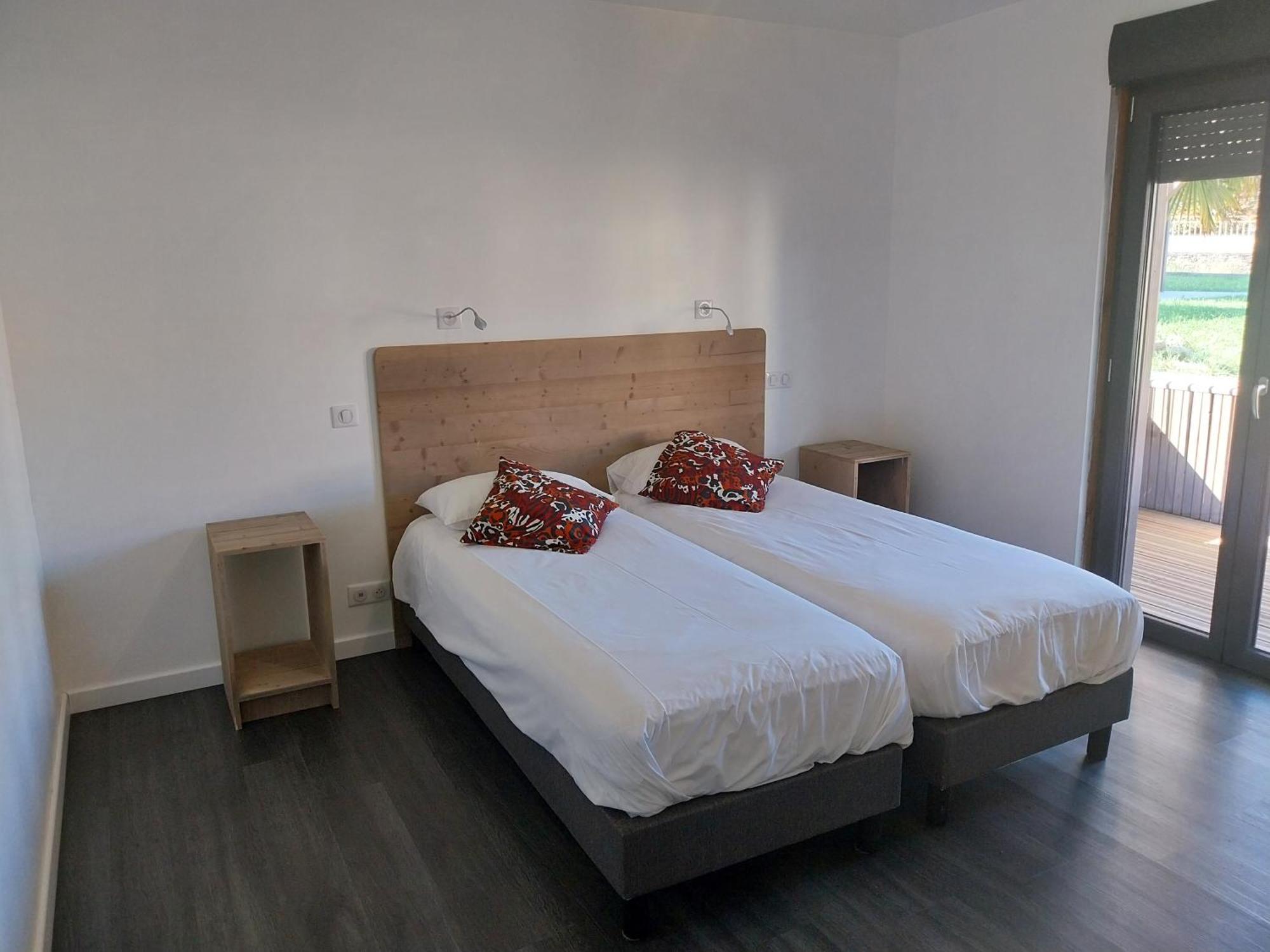 Logis Cruzel Hotel Maurs Buitenkant foto